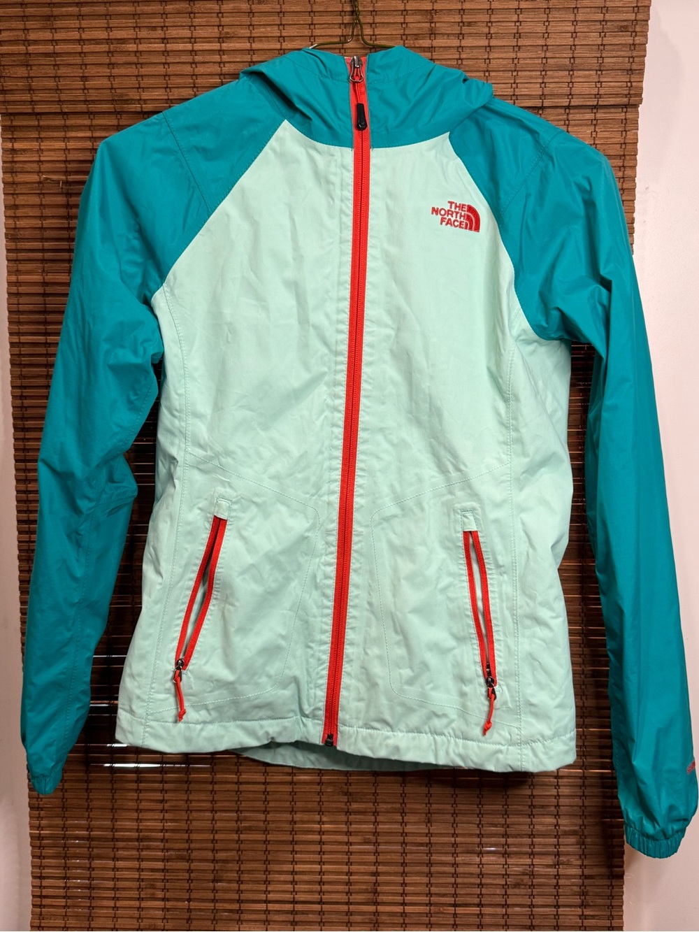 The North Face Women's Teal & Mint Hooded Ski Jacket with Coral Accents